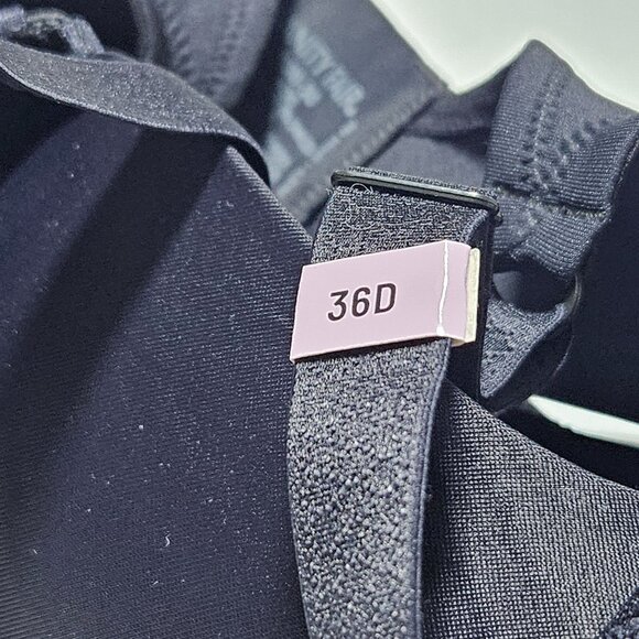 Vanity Fair Wirefree Black Padded Bra Size 36D Adjustable Straps Womens Intimate - Picture 4 of 5